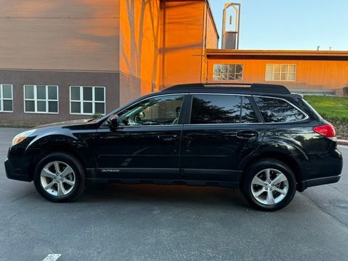 Used 2013 Subaru Outback 2.5i Limited image 7