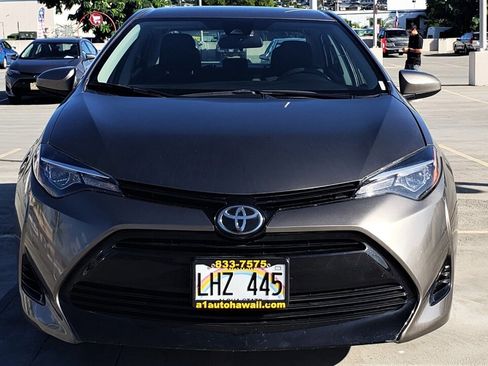 Used 2018 Toyota Corolla LE image 7