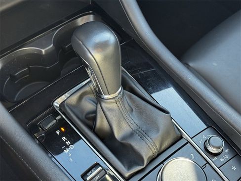 Used 2024 MAZDA MAZDA3 s image 22