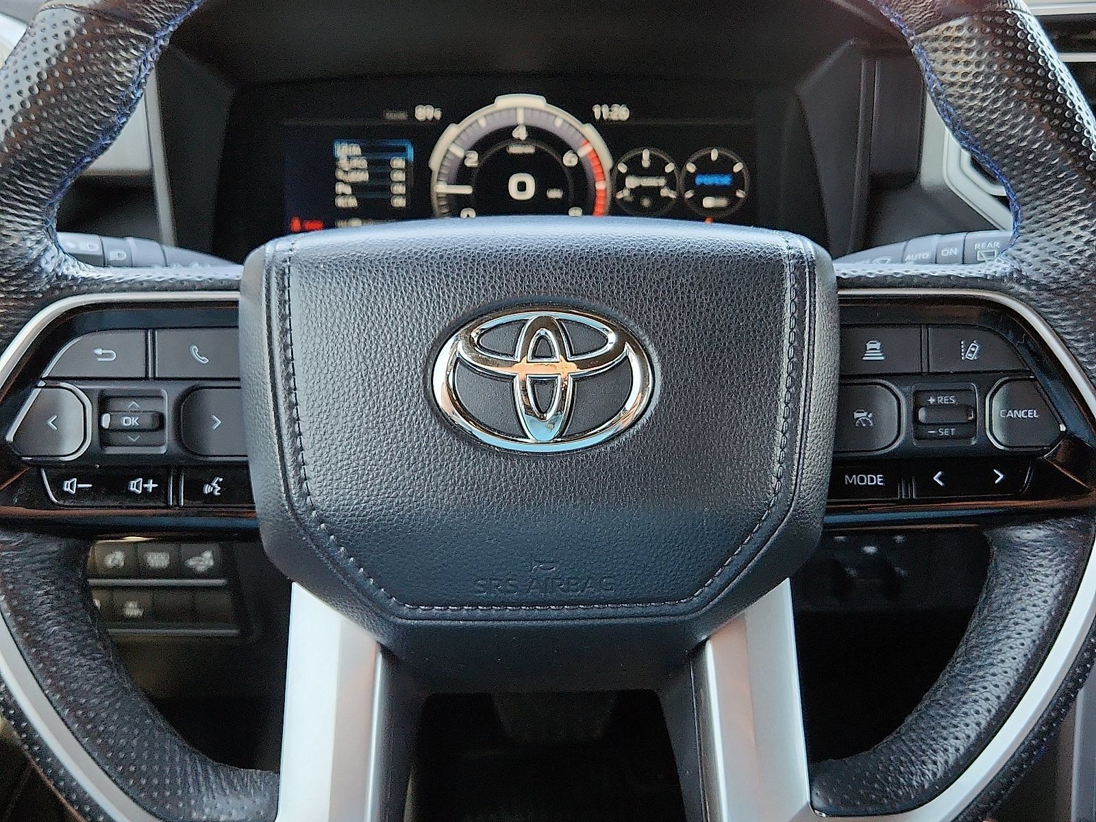 Used 2024 Toyota Sequoia Platinum AWD/4WD image 25