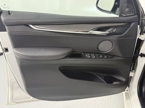 Used 2018 BMW X5 xDrive50i image 13