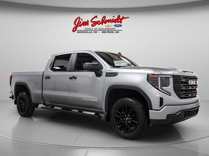 Used 2023 GMC Sierra 1500 Pro w/ Graphite Edition