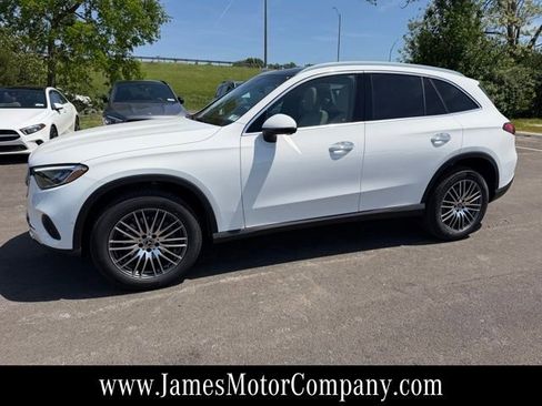 New 2026 Mercedes-Benz GLC 300 4MATIC image 12