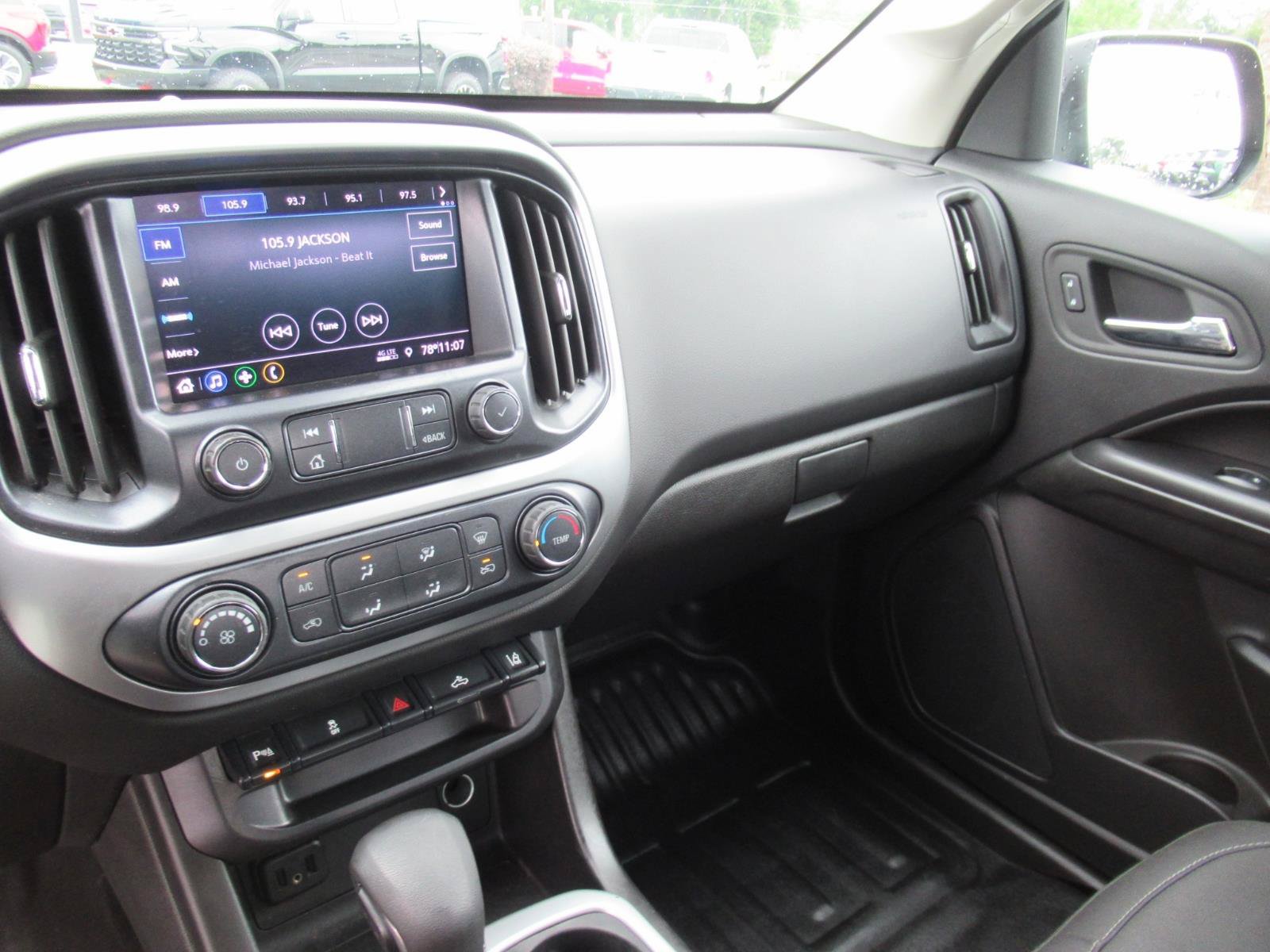 Used 2022 Chevrolet Colorado LT w/ Fleet Safety Package RWD image 16