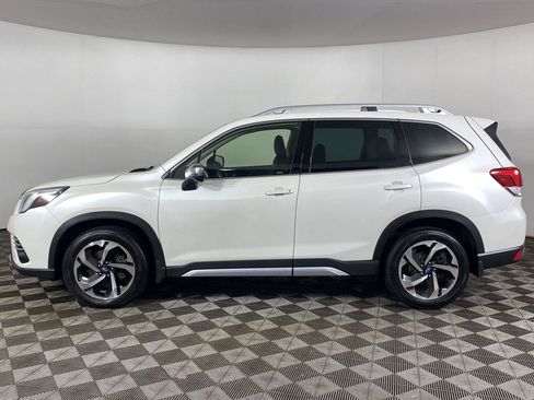 Used 2023 Subaru Forester Touring AWD/4WD image 9