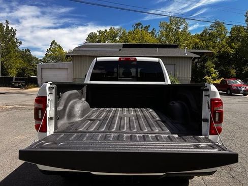 Used 2024 RAM 2500 Laramie AWD/4WD image 38
