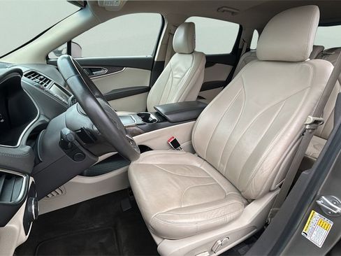 Used 2016 Lincoln MKX Select w/ Select Plus Package image 11