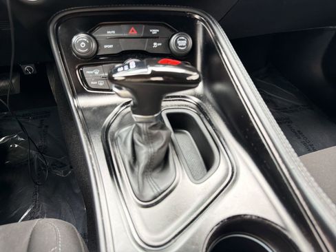Used 2023 Dodge Challenger SXT RWD image 16
