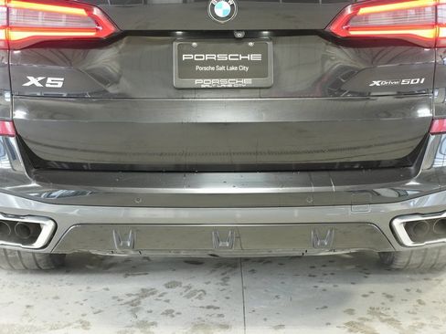 Used 2019 BMW X5 xDrive50i w/ M Sport Package image 14