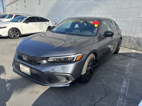 Certified 2024 Honda Civic Sport image 2