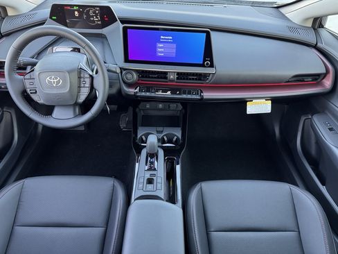 New 2026 Toyota Prius Plug-In Hybrid image 4