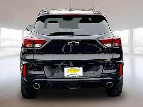 Used 2023 Chevrolet TrailBlazer RS w/ Sun and Liftgate Package AWD/4WD image 5