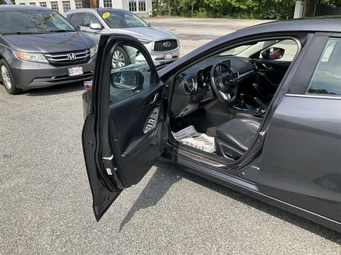 Used 2015 MAZDA MAZDA3 s Grand Touring FWD image 19