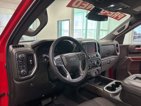 Used 2022 Chevrolet Silverado 1500 RST w/ Z71 Off-Road Package image 13