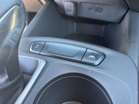 Used 2024 Chevrolet Trax RS w/ Driver Confidence Package image 24