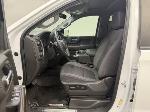 Used 2022 Chevrolet Silverado 1500 LT AWD/4WD image 5