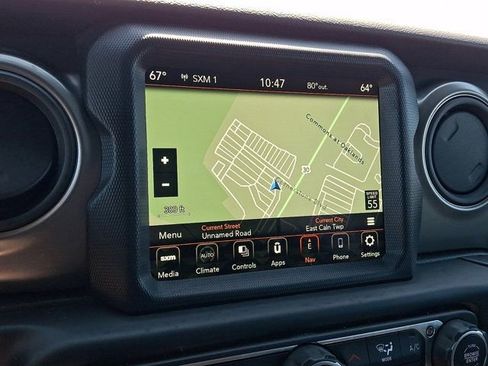 Certified 2023 Jeep Wrangler Unlimited w/ 8.4" Radio Group AWD/4WD image 21