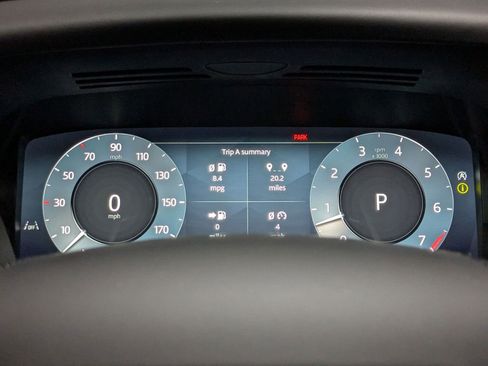 New 2026 Land Rover Range Rover Velar Dynamic SE image 11