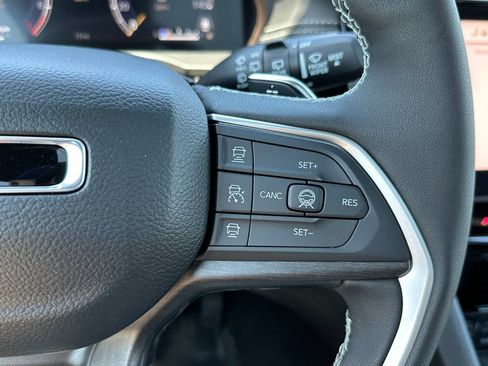 New 2026 Jeep Grand Cherokee L Limited AWD/4WD image 27