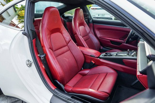 Used 2020 Porsche 911 Carrera RWD image 33