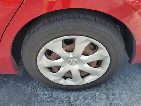 Used 2015 MAZDA MAZDA3 i Sport image 5