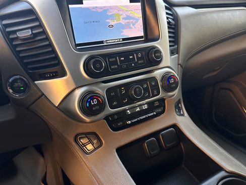 Used 2016 GMC Yukon XL SLT AWD/4WD image 52