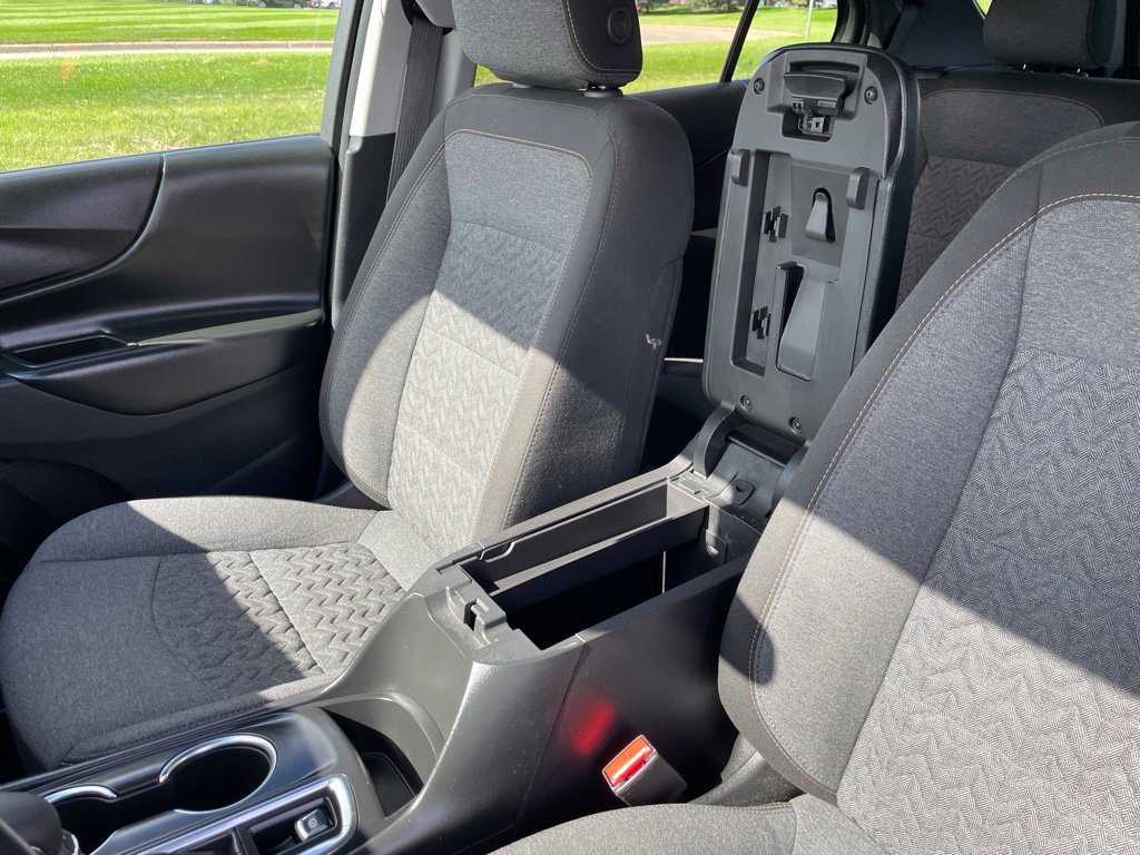 Used 2024 Chevrolet Equinox LT AWD/4WD image 36