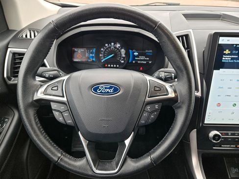 Used 2024 Ford Edge SEL image 12
