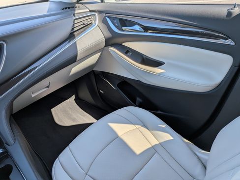 Certified 2023 Buick Enclave Premium FWD image 15