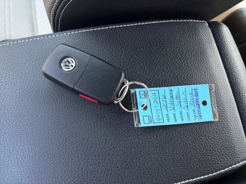 Used 2016 Volkswagen Jetta Sport image 34