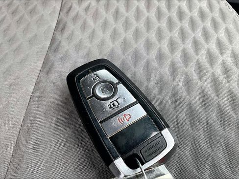 Used 2021 Ford Escape SE w/ SE Sport Appearance Package FWD image 14