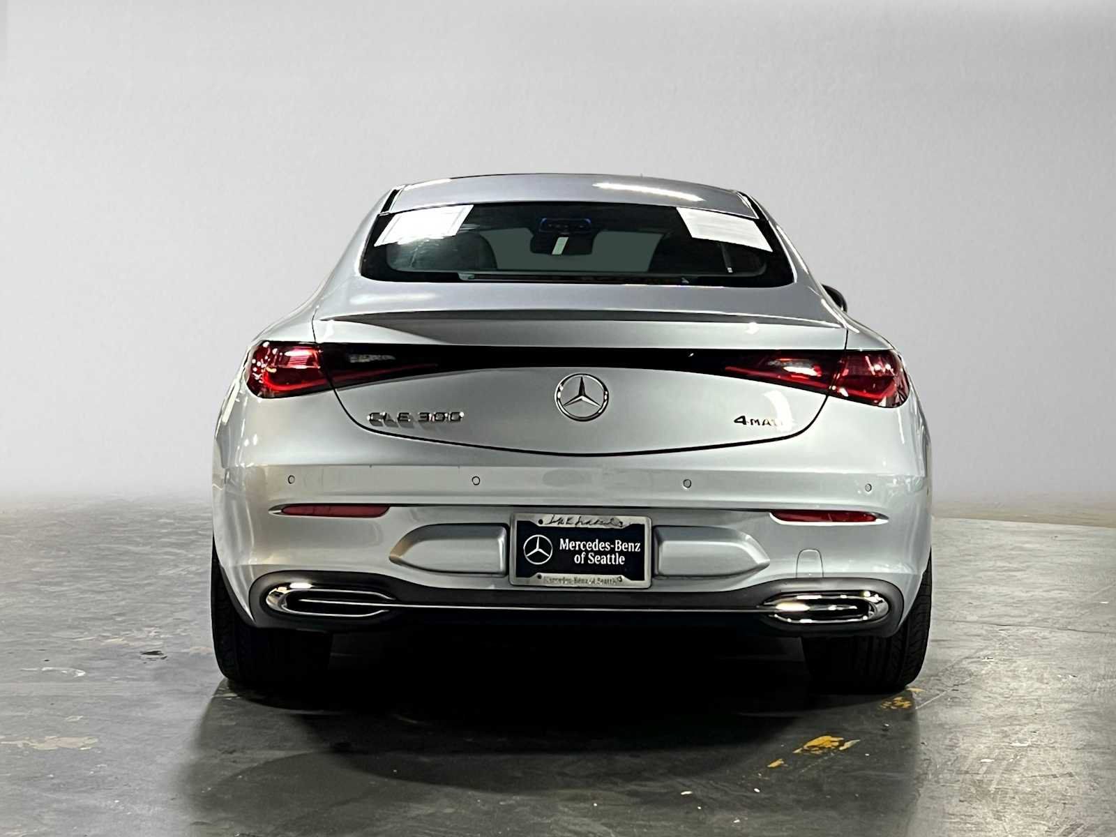 Used 2026 Mercedes-Benz CLE 300 4MATIC Coupe image 4