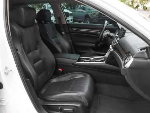 Used 2021 Honda Accord Touring image 41