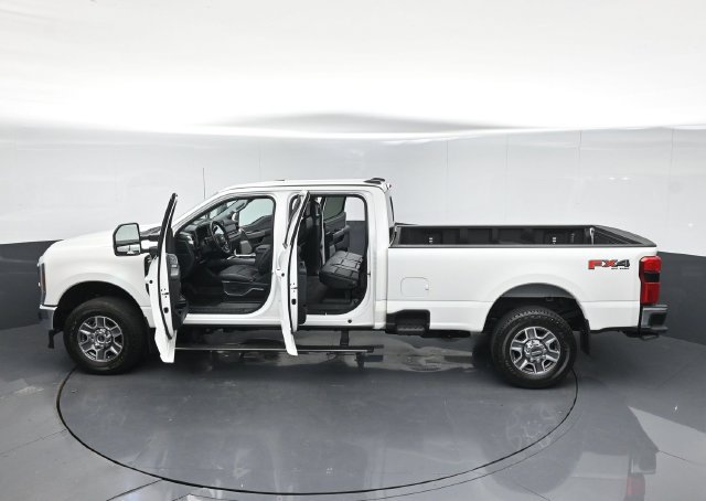Used 2024 Ford F250 Lariat w/ Lariat Ultimate Package AWD/4WD image 58