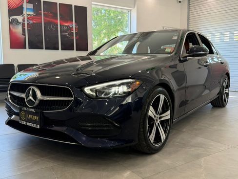 Used 2022 Mercedes-Benz C 300 4MATIC Sedan image 3
