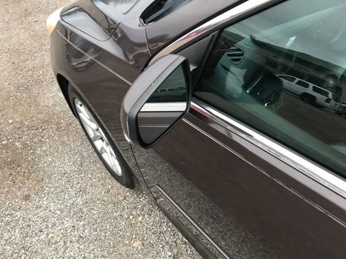 Used 2015 Chevrolet Malibu LT w/ Power Convenience Package image 22