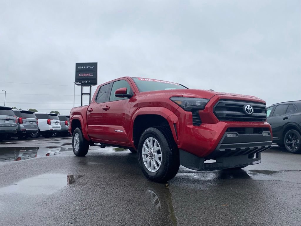 Used 2025 Toyota Tacoma SR5 RWD image 4