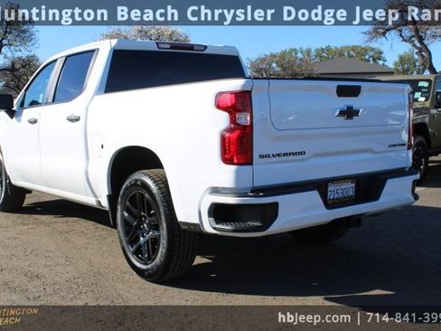 Used 2023 Chevrolet Silverado 1500 Custom w/ LPO, Dark Essentials Package image 3