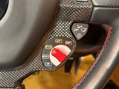 Used 2011 Ferrari 458 Italia Coupe image 81