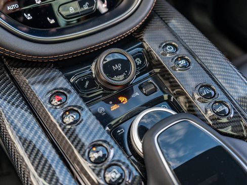 Used 2023 Aston Martin DBX 707 image 31