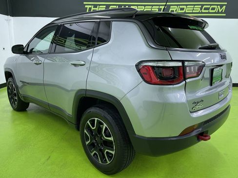 Used 2019 Jeep Compass Trailhawk image 7