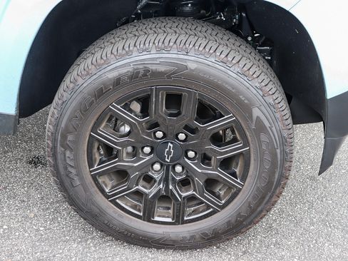Used 2026 Chevrolet Colorado W/T w/ WT Custom Package RWD image 7
