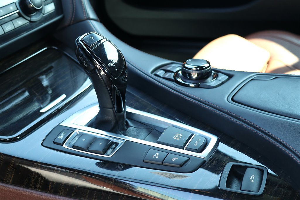Used 2013 BMW 650i xDrive Convertible AWD/4WD image 37