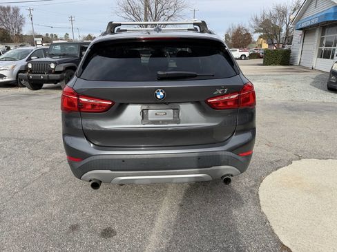 Used 2017 BMW X1 xDrive28i image 4
