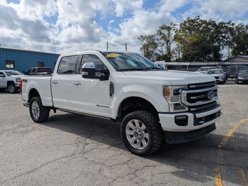 Used 2021 Ford F250 Platinum w/ FX4 Off-Road Package AWD/4WD image 2