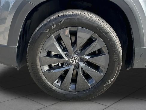 Used 2024 Volkswagen Taos S FWD image 11
