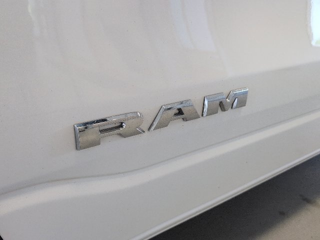 Used 2023 RAM 1500 Big Horn AWD/4WD image 9