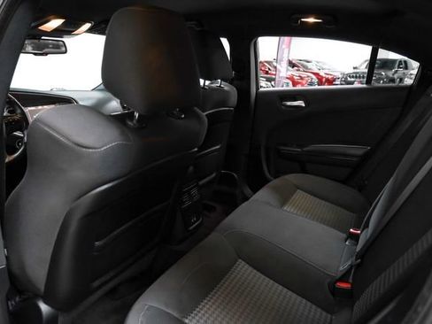 Used 2019 Dodge Charger GT w/ Blacktop Package image 32