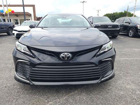 Used 2024 Toyota Camry LE FWD image 9