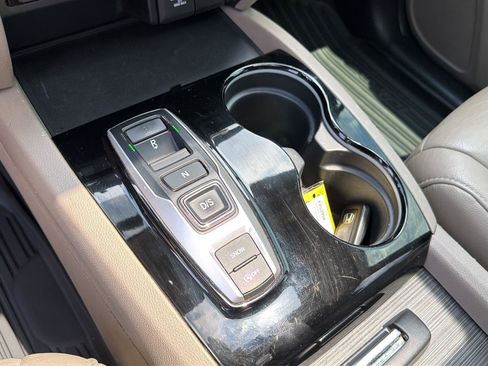 Used 2019 Honda Pilot Touring image 30